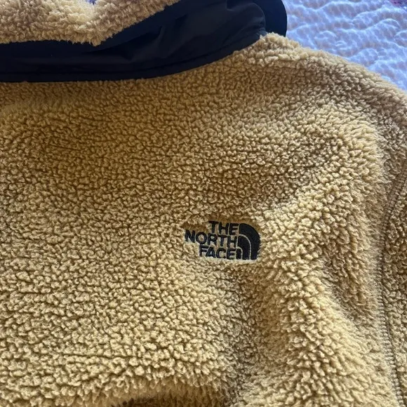 -The North Face Dunraven Sherpa Cropped Zipper Jacket Women’s Size M