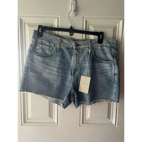 AG NWT Hailey High Waist Relaxed Denim Cutoff Shorts Size 32 Women’s