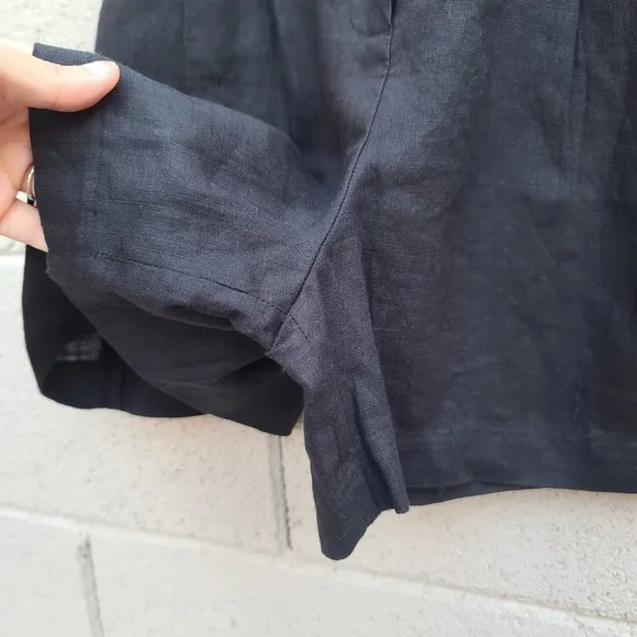 &amp; Other Stories | Relaxed Linen Shorts in Black Size 0