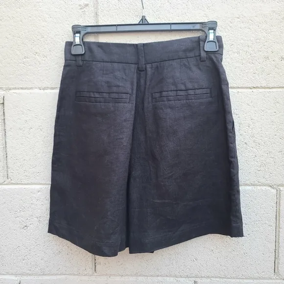 &amp; Other Stories | Relaxed Linen Shorts in Black Size 0