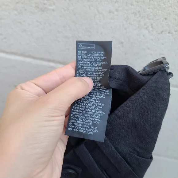 &amp; Other Stories | Relaxed Linen Shorts in Black Size 0