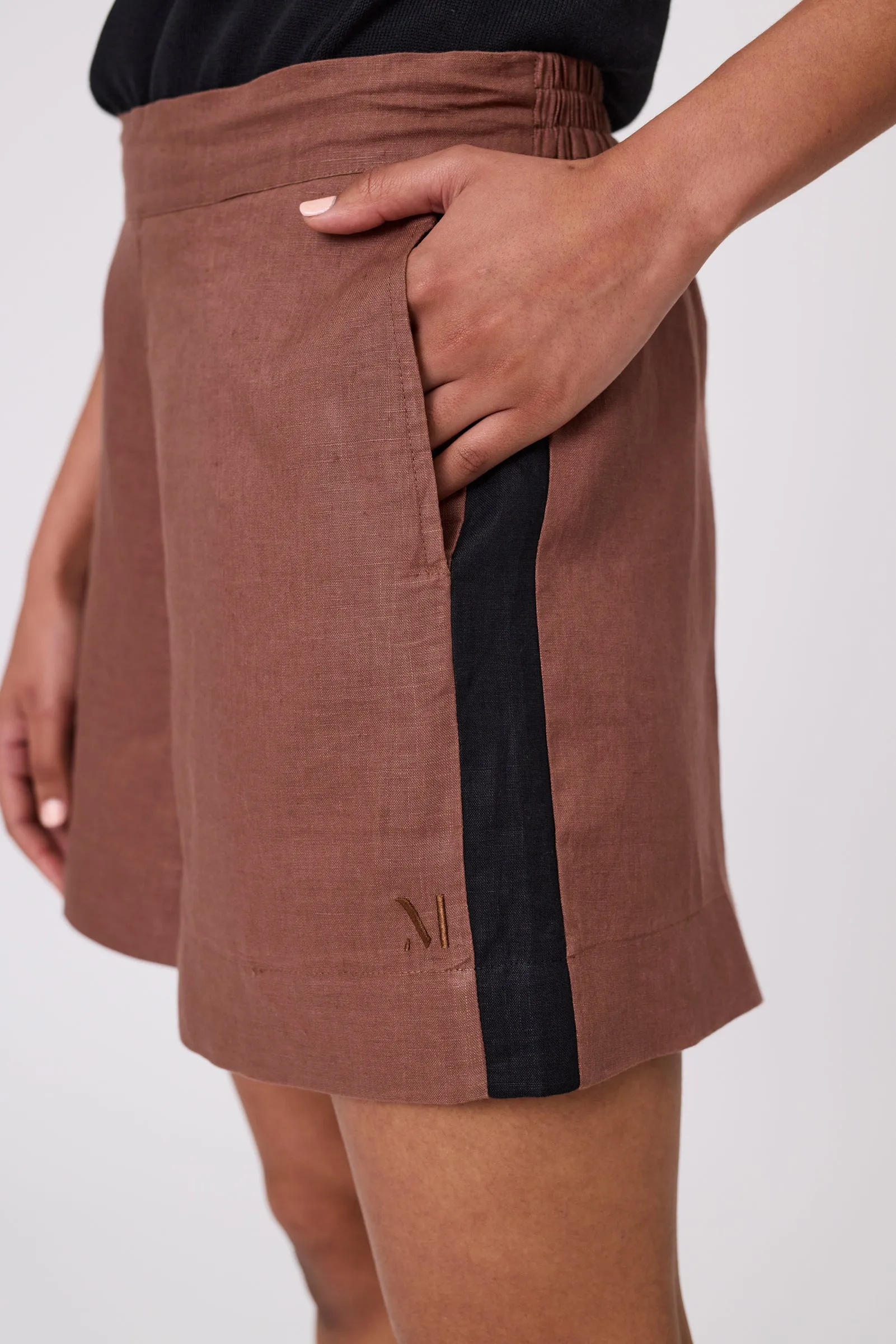 Barcelona Linen Short - Burnt Umber