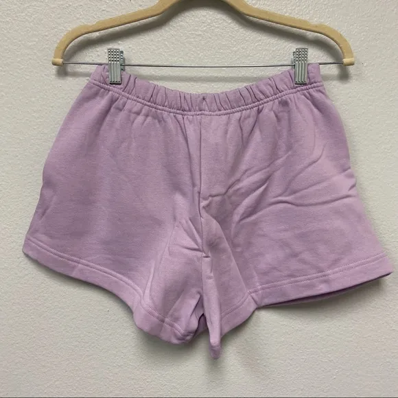 BAUM UND PFERDGARTEN Josann Organic Cotton Fleece Shorts in Lavender Size Small