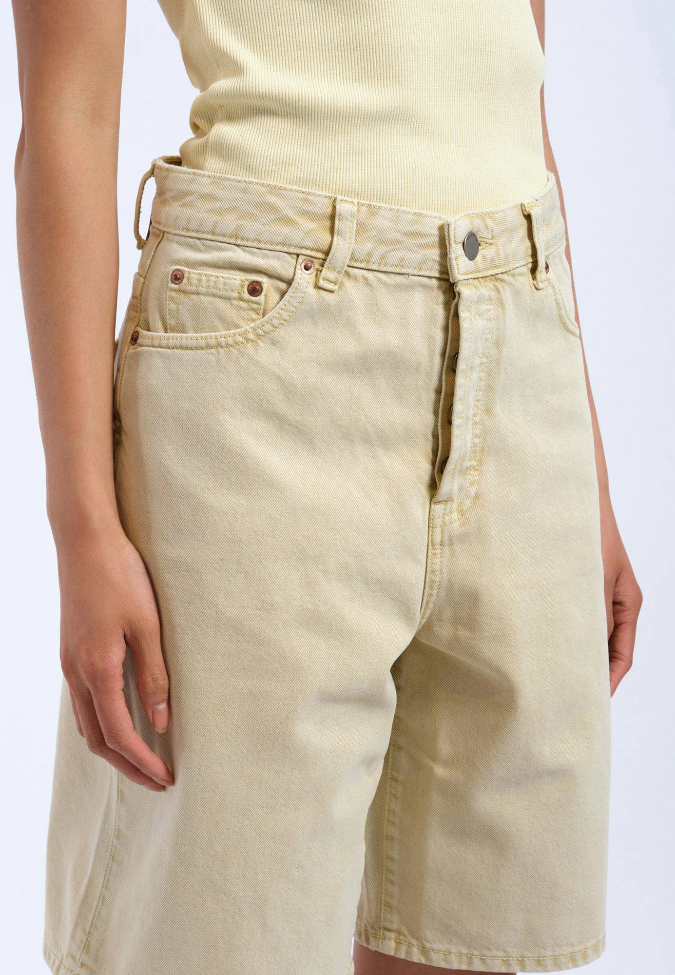 Bella Shorts - Buff Yellow