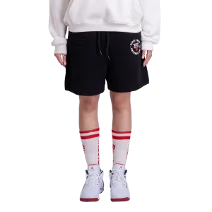 Black Shorts Chicago pulls