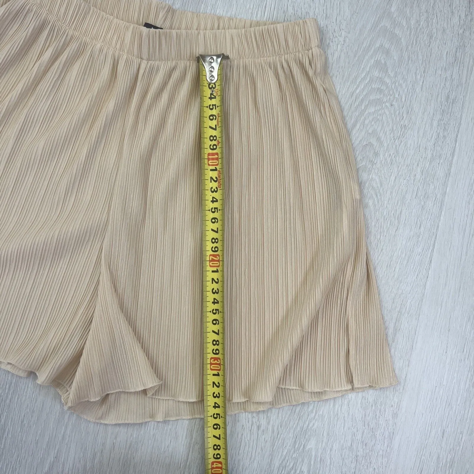 Boohoo Womens Shirt & Shorts Cream Set Size 8 (New)