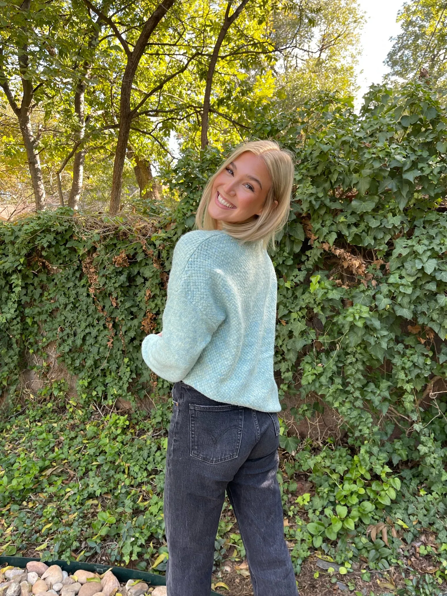 Crew Neck Textured pullover