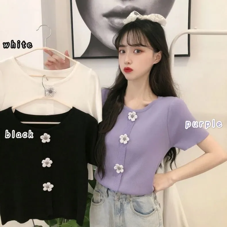 Daisy Button Cropped Slim Shirts