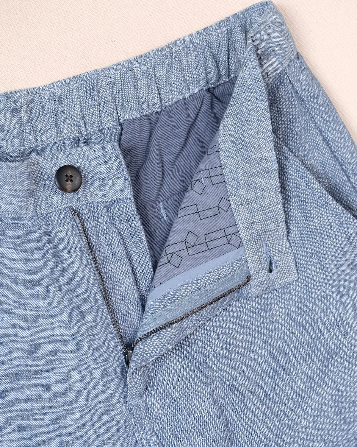 Faro in Mid-weight Linen