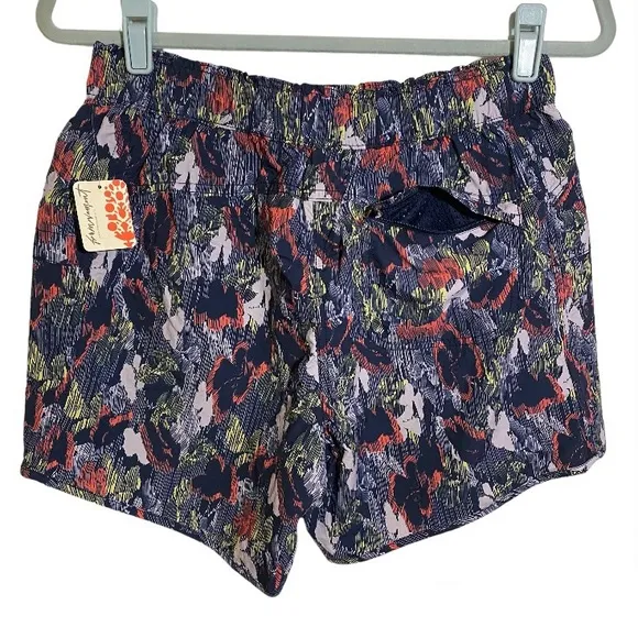 Free People Movement In the Wild Printed Shorts Size Small