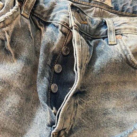 Free PeopleMaggie Mid Rise Frayed Hem Distressed Shorts