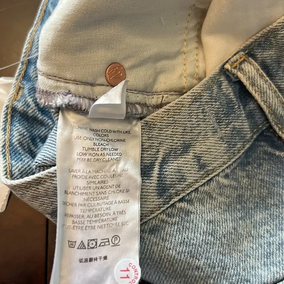 Free PeopleMaggie Mid Rise Frayed Hem Distressed Shorts