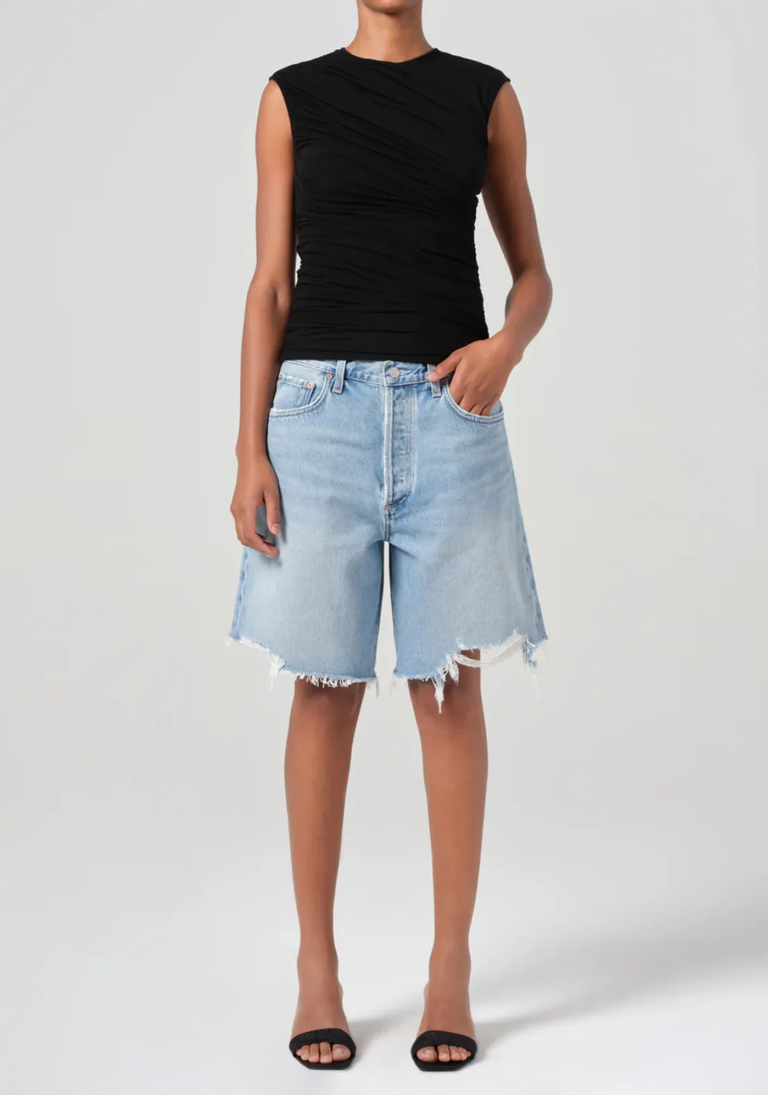 Indra Shorts in Force | Agolde