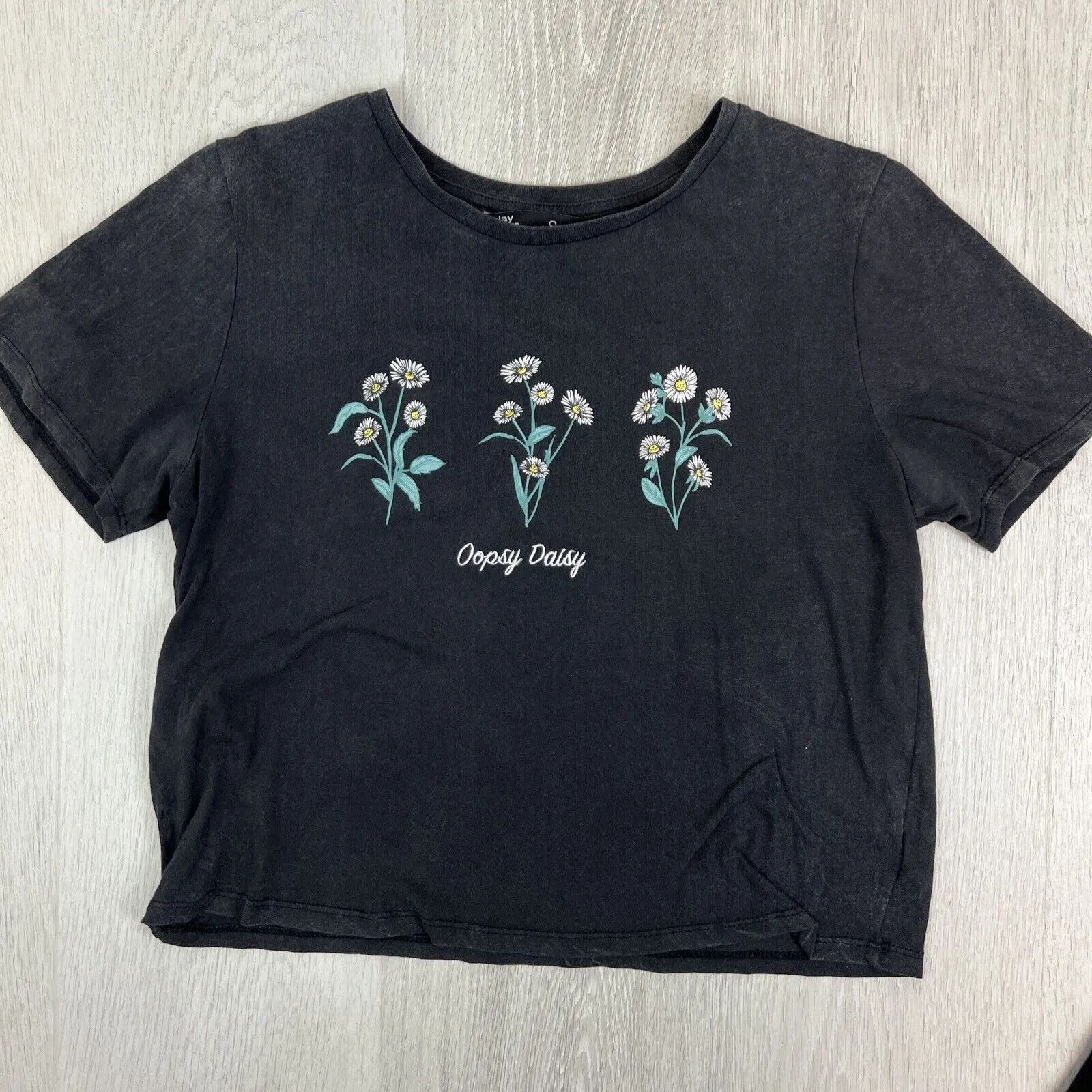 Jay Jays Womens Cropped T-Shirt Bundle Size Small (2 T-Shirts)