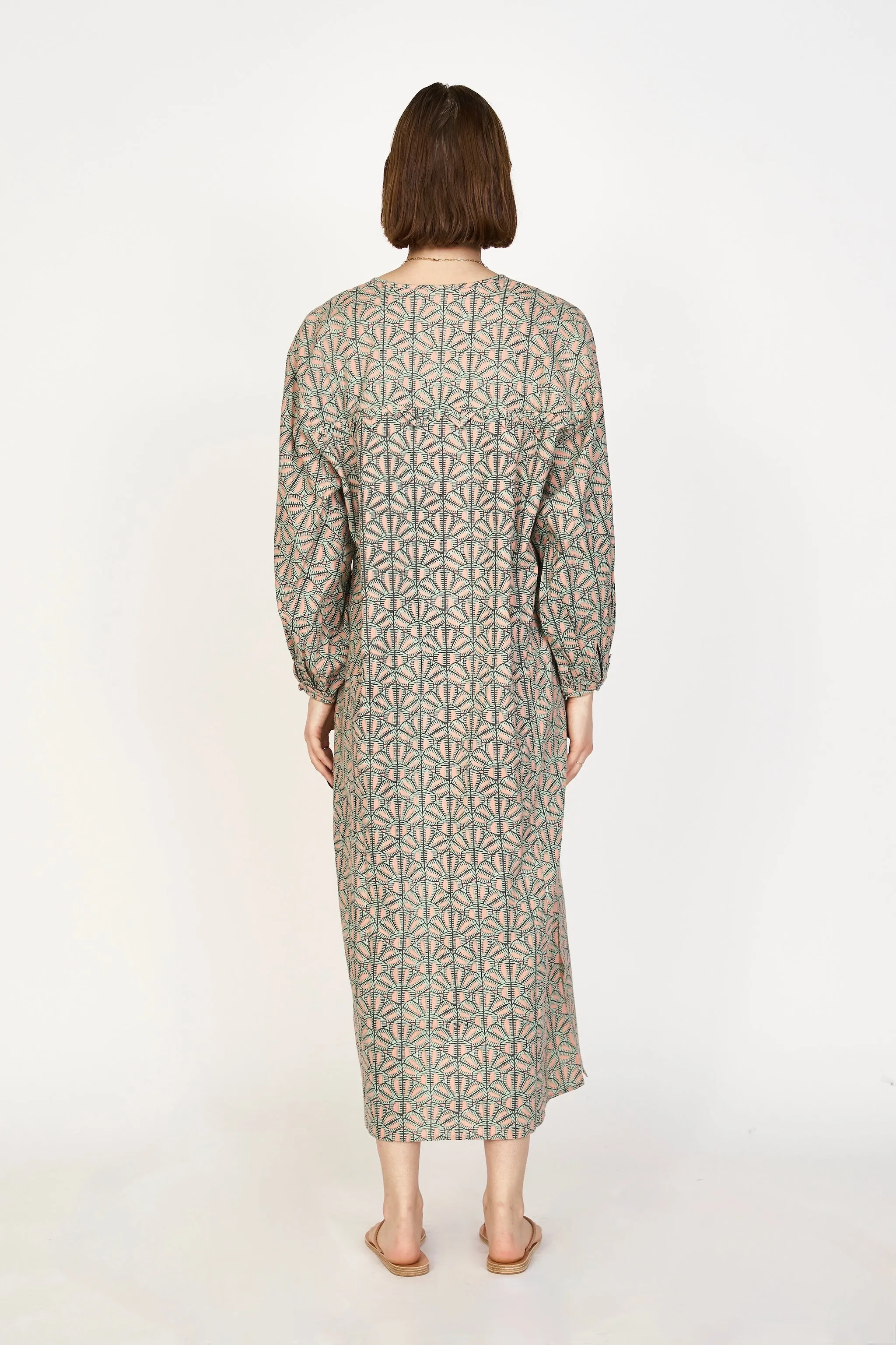 Kona Caftan in Trellis in Petal