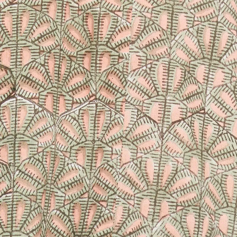 Kona Caftan in Trellis in Petal