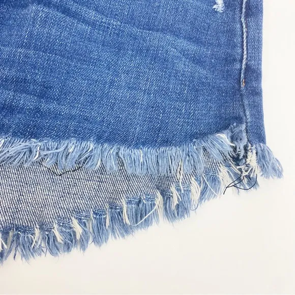 L’Agence Zoe Perfect Fit Relaxed Denim Jean Shorts: Authentique Blue