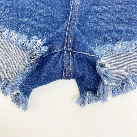 L’Agence Zoe Perfect Fit Relaxed Denim Jean Shorts: Authentique Blue