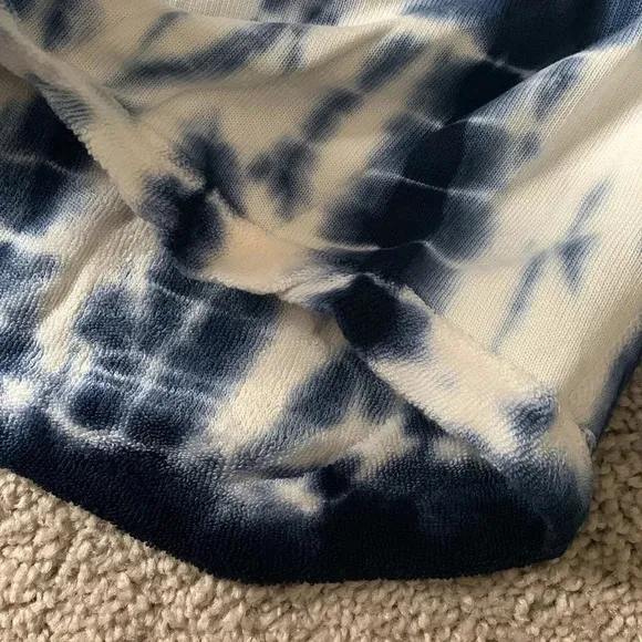 LAmade™ Drawstring Midi Shorts in Tie-Dye - Blue/White - Size Medium - NWT
