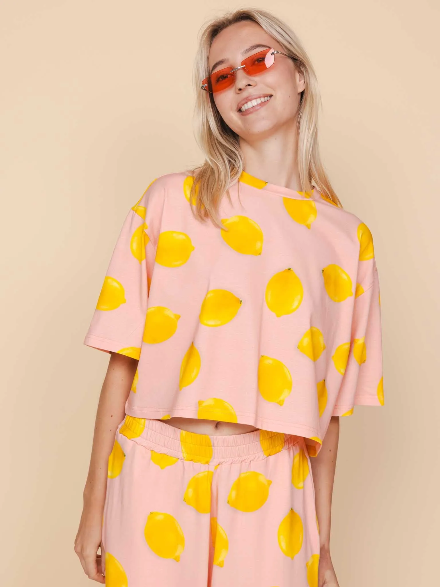 Lemon Cropped T-shirt en Wijde broek set Dames
