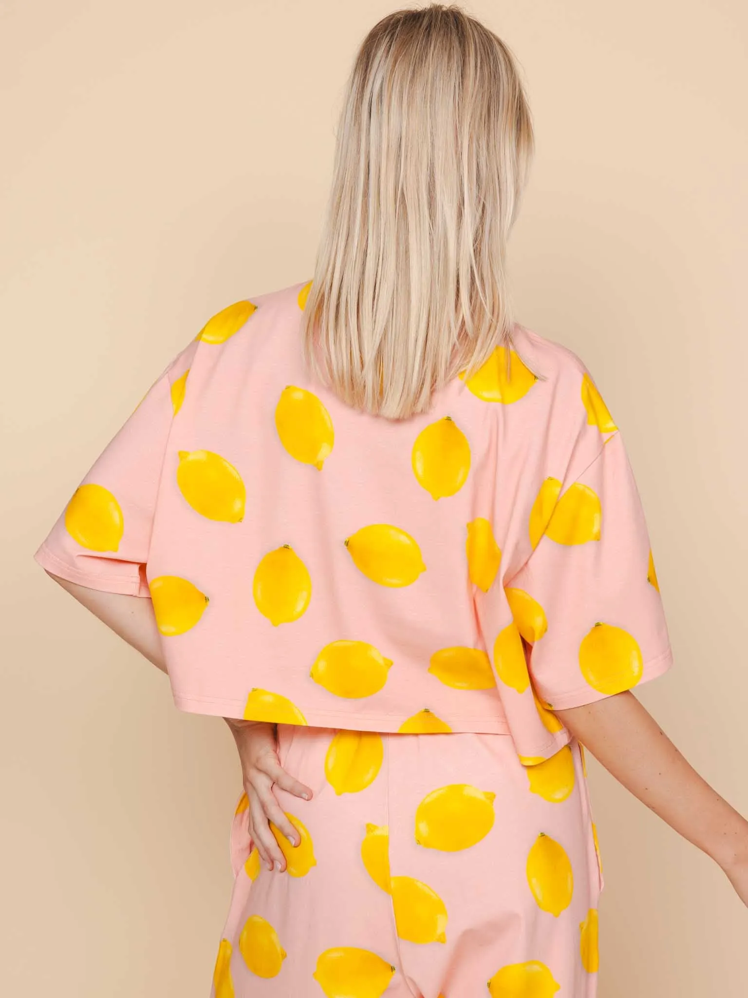 Lemon Cropped T-shirt en Wijde broek set Dames