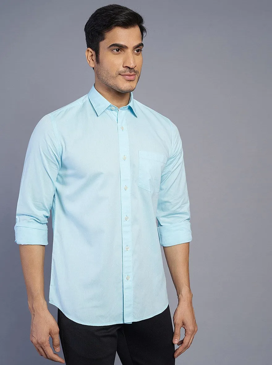 Light Blue Solid Slim Fit Semi Casual Shirt | JadeBlue