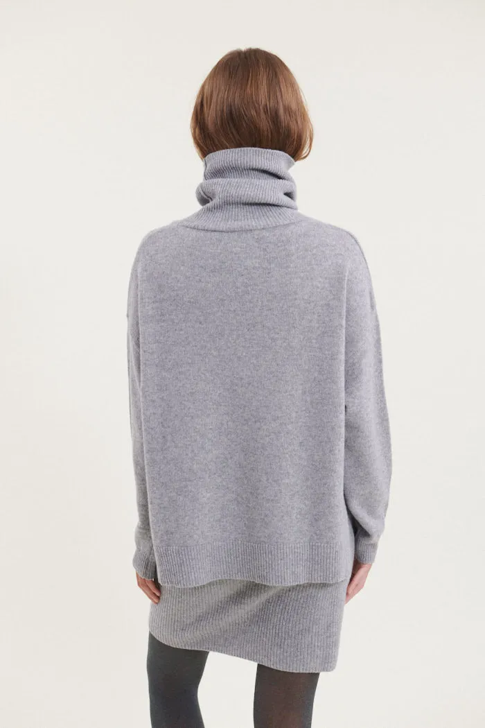 Lise Short T-Neck - Light Grey Mel.