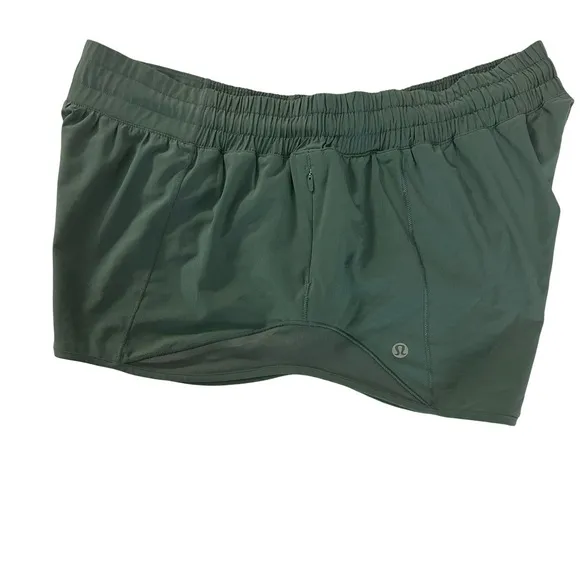 Lululemon Hotty Hot Short II 2.5&quot; Frosted Pine Size 12