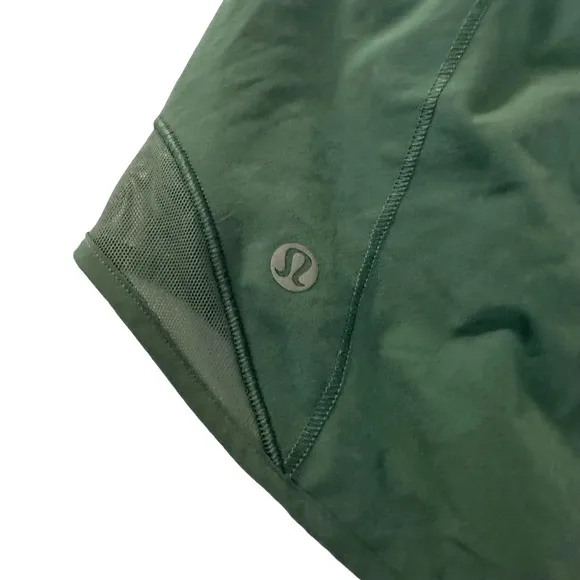 Lululemon Hotty Hot Short II 2.5&quot; Frosted Pine Size 12