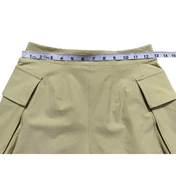 Lululemon women Relaxed-Fit Super-High-Rise Cargo Short 4&quot; finch yellow size 0