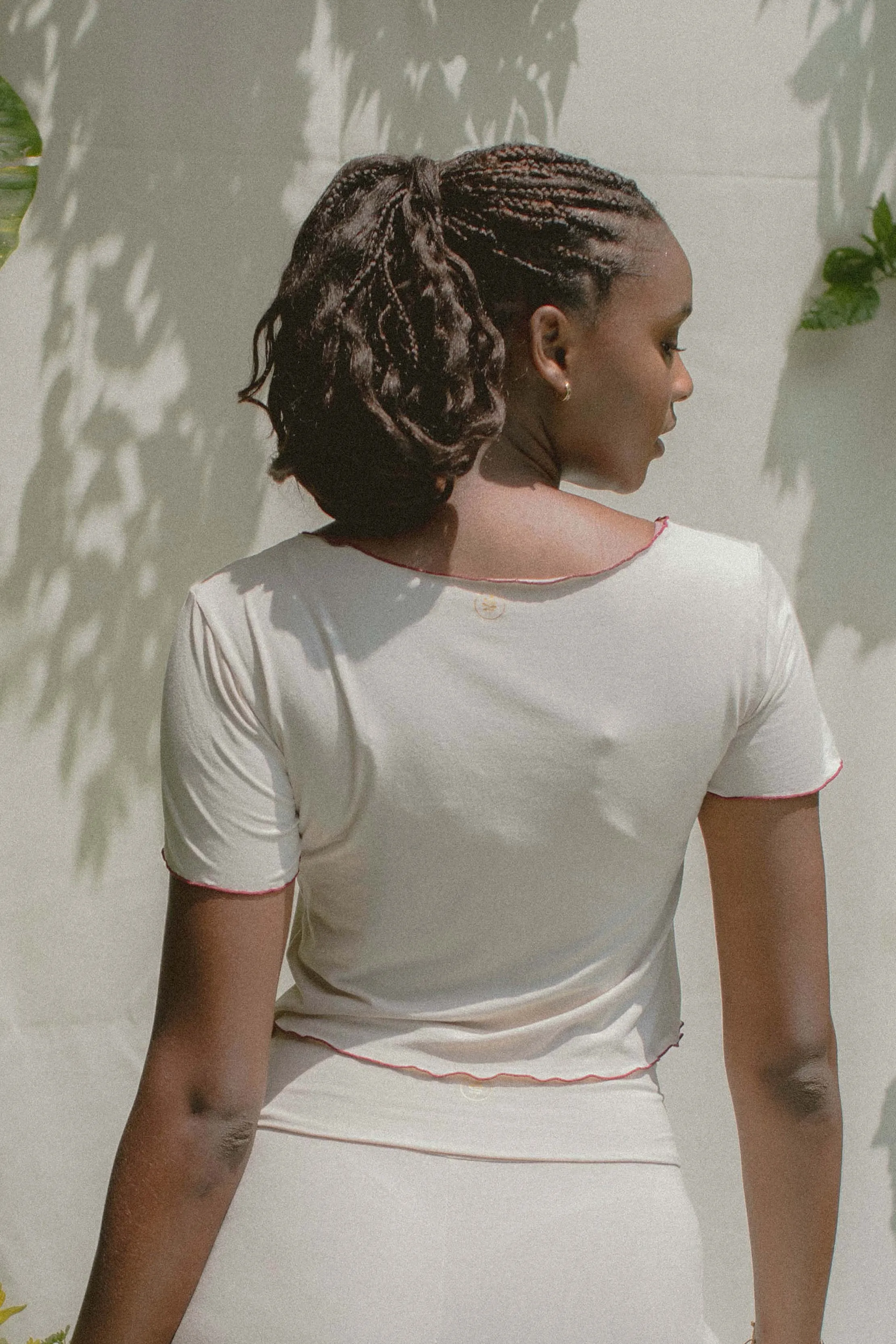 Moon Tee Pearl
