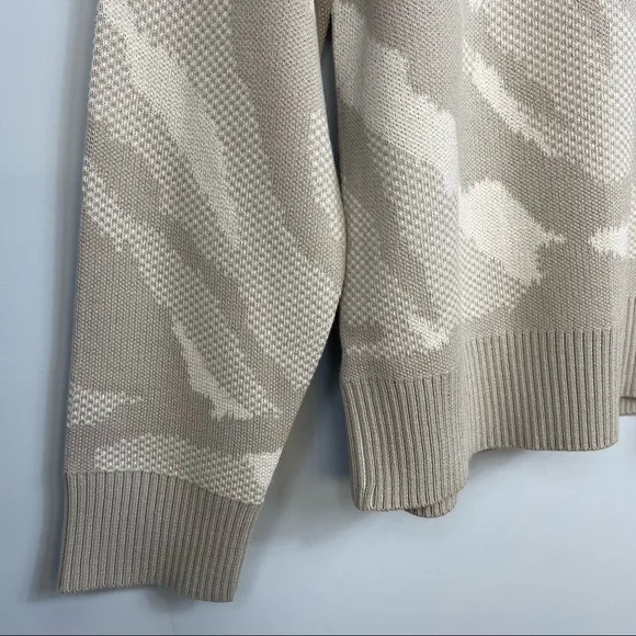 NWOT Athleta Jacquard Textured Crew Sweater ABSTRACT CREAM Camo Wool 632069 S