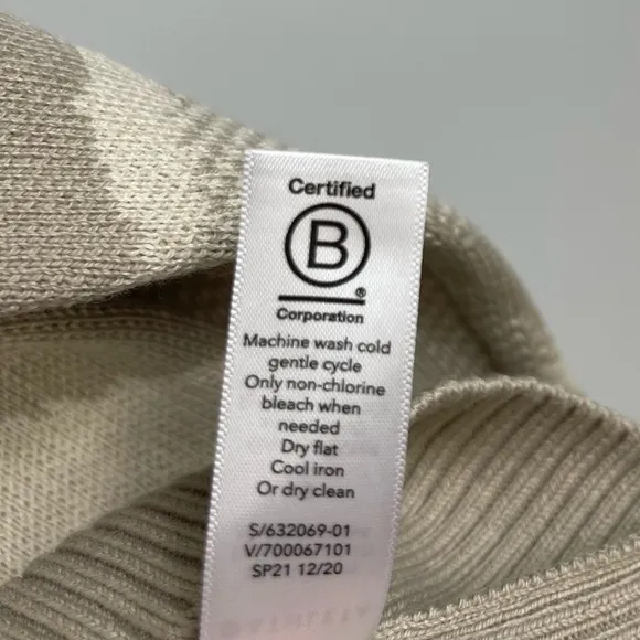 NWOT Athleta Jacquard Textured Crew Sweater ABSTRACT CREAM Camo Wool 632069 S