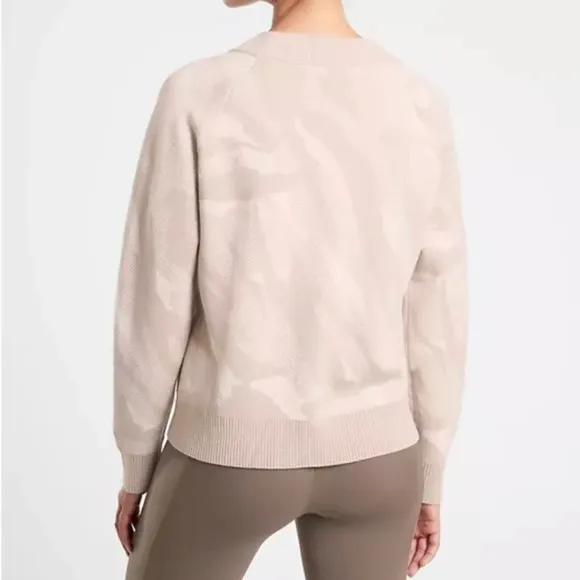 NWOT Athleta Jacquard Textured Crew Sweater ABSTRACT CREAM Camo Wool 632069 S