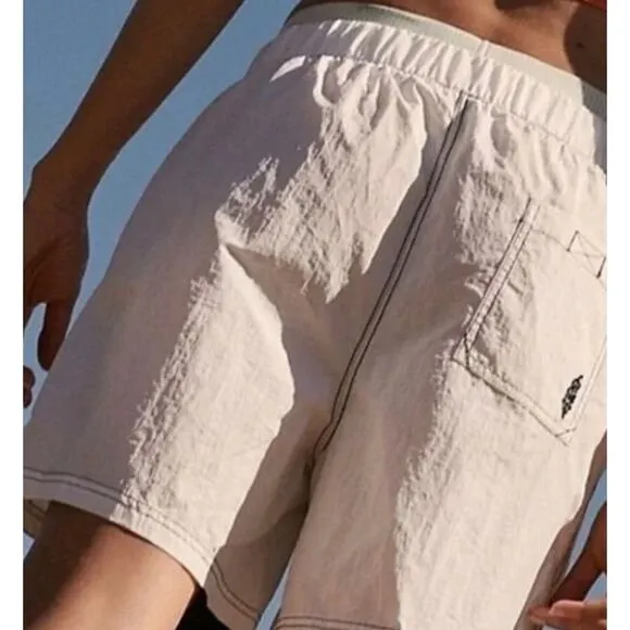 NWOT FREE PEOPLE FP Movement Sun Daze Board Shorts