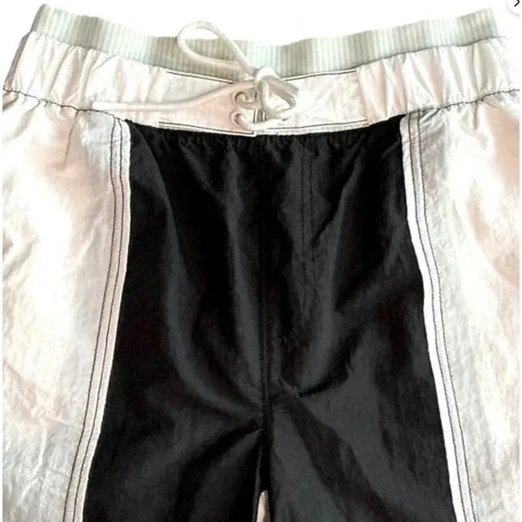 NWOT FREE PEOPLE FP Movement Sun Daze Board Shorts