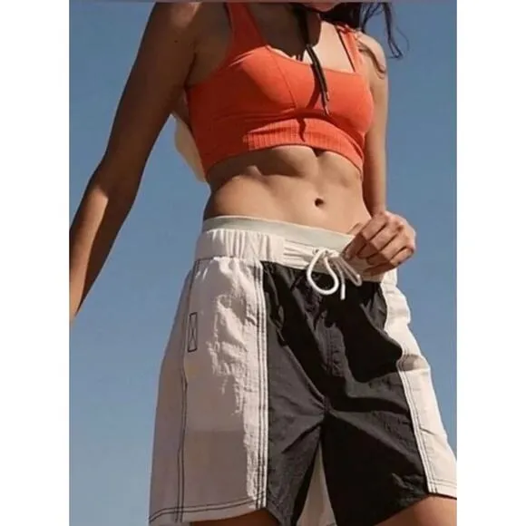 NWOT FREE PEOPLE FP Movement Sun Daze Board Shorts