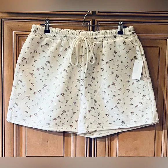 NWT Altar’d State Petal Floral Fleece Shorts