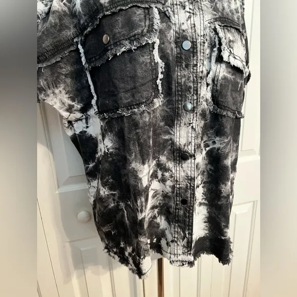 NWT Elan Dari Jacket/Shacket
