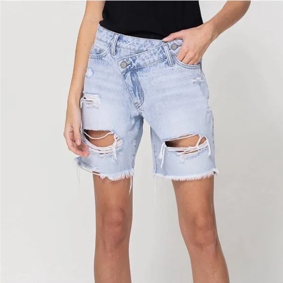 NWT - Vervet - MICA Boyfriend Shorts - Asymmetrical Waistband - size XL