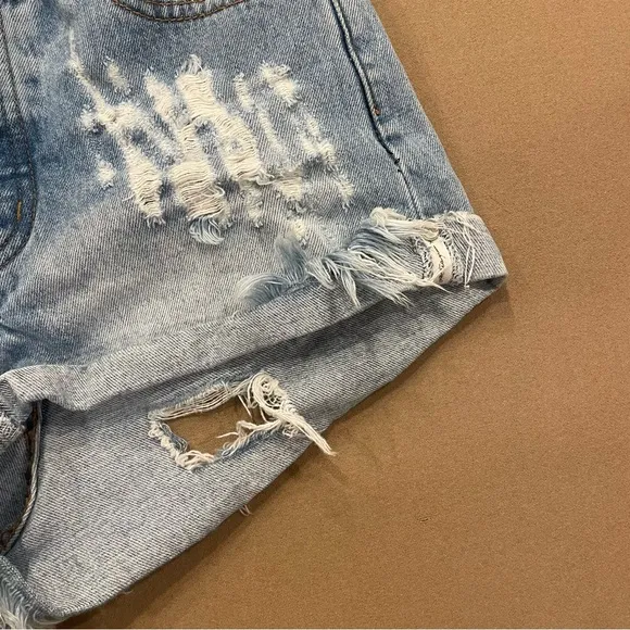 ONE by One Teaspoon Hawks Distressed Denim Shorts Size 25