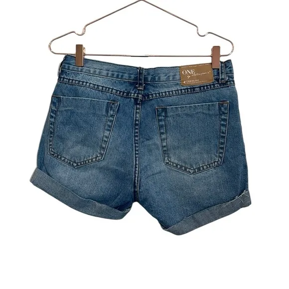 ONE by teaspoon Chargers Long line low waist, med rise relaxed fit denim shorts.