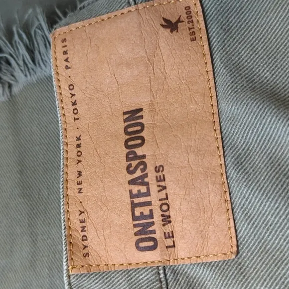 One Teaspoon Le Wolves Olive Green Cut Off Shorts Size 26