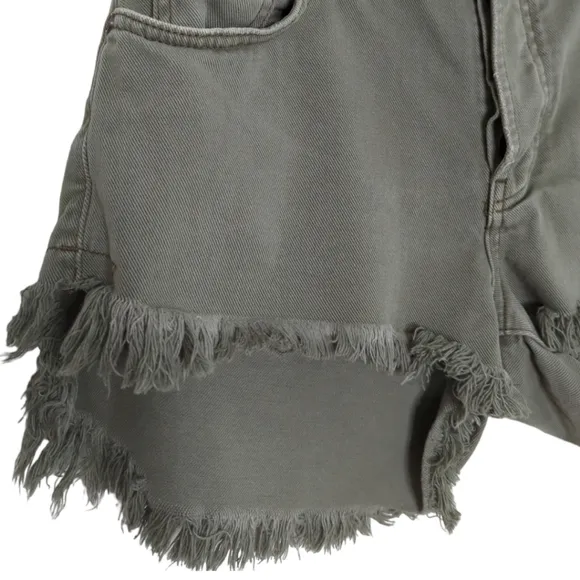 One Teaspoon Le Wolves Olive Green Cut Off Shorts Size 26