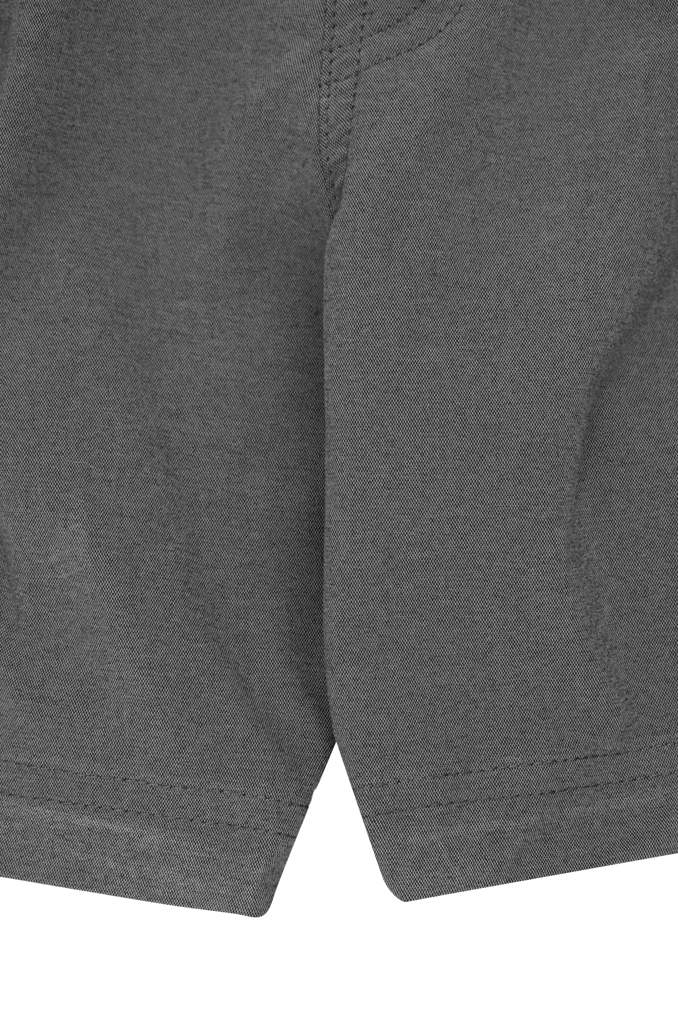 PLEATED HOUSE SHORTS IN STONE GREY