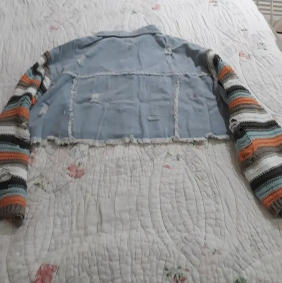 POL clothing Cropped Denim Crochet Distressed Sweater Sleeves Size Small