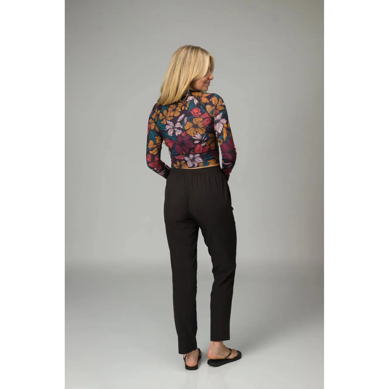 Reef Women’s Crest LS Surf Shirt