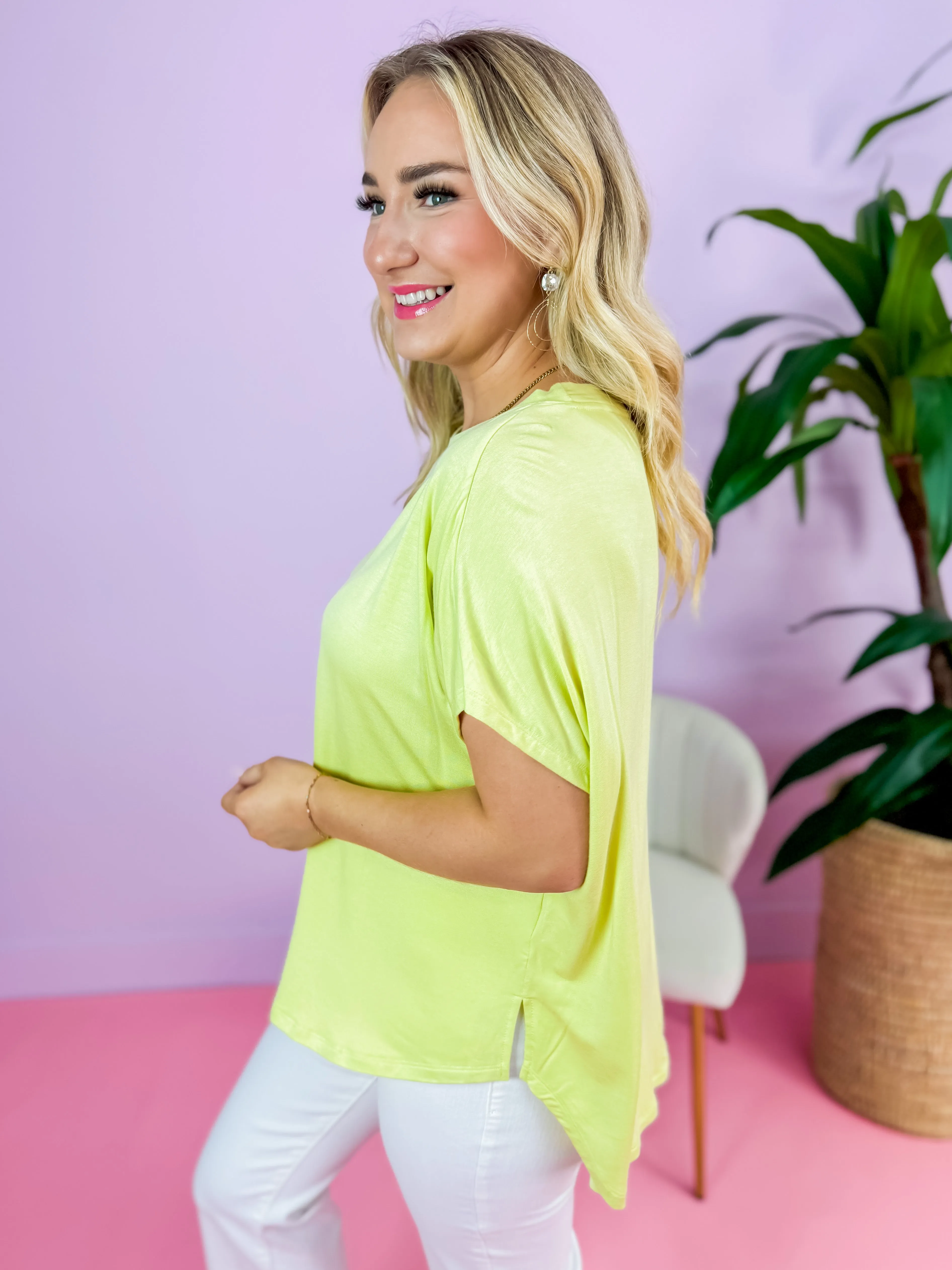 Solid Shot Dolman Sleeves Top in Lemon