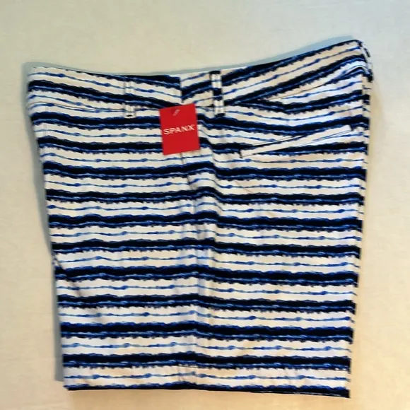 Spanx Large Shorts Sunshine Shorts 6” in blue painted stripe pockets NWT