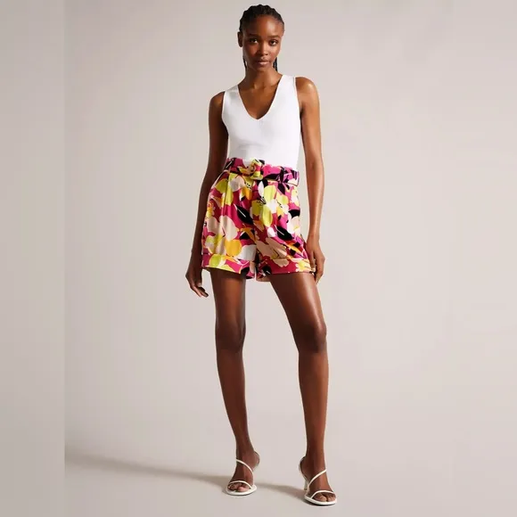 TED BAKER 1 / US 4 Thiana Abstract Floral Print Belted Shorts • High Waisted